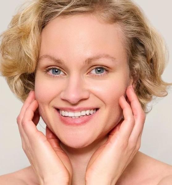 100286 annika larision 12 25 58 1