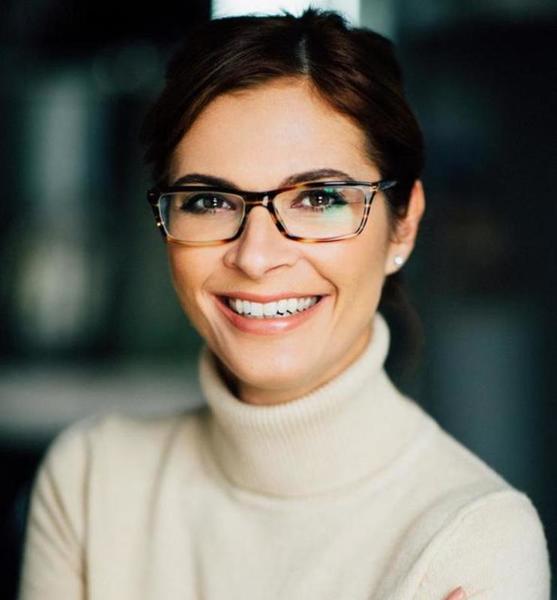 53139 ag1a8178 bw  copy 