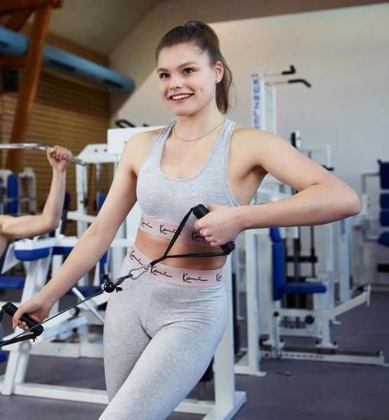 82728 210306 five 0085