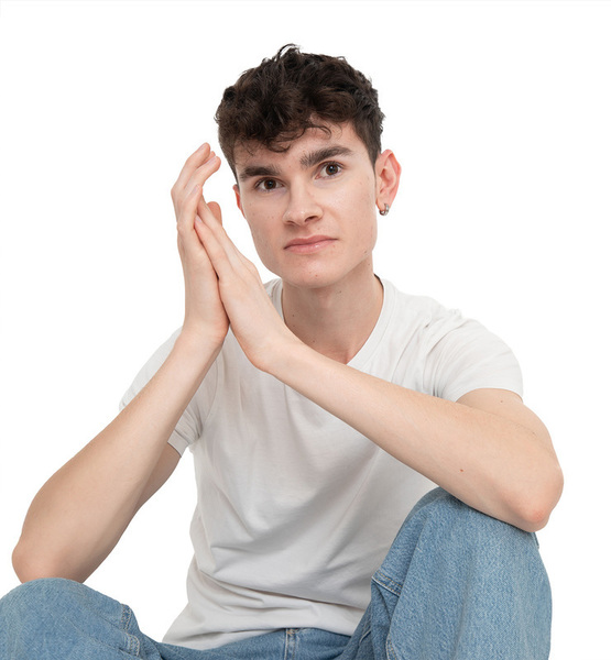 93922 2025 01 11 justincast model y 02