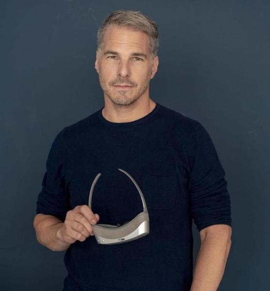 98139 olav d. portrait 2  copy 