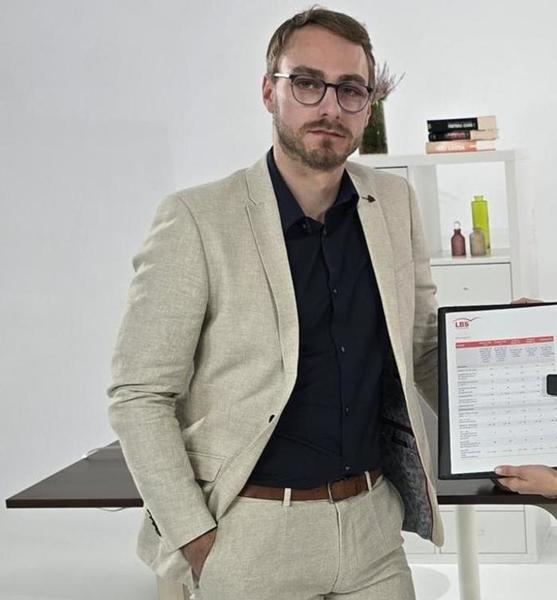 98153 20251021 144858 c  copy 