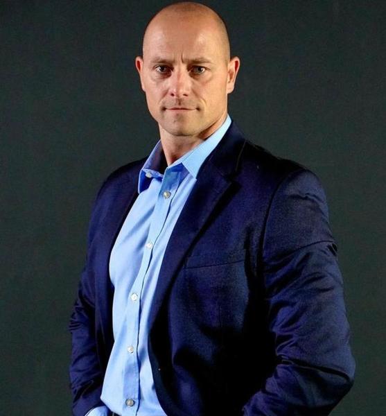 99589 alexander waigel  12   copy 