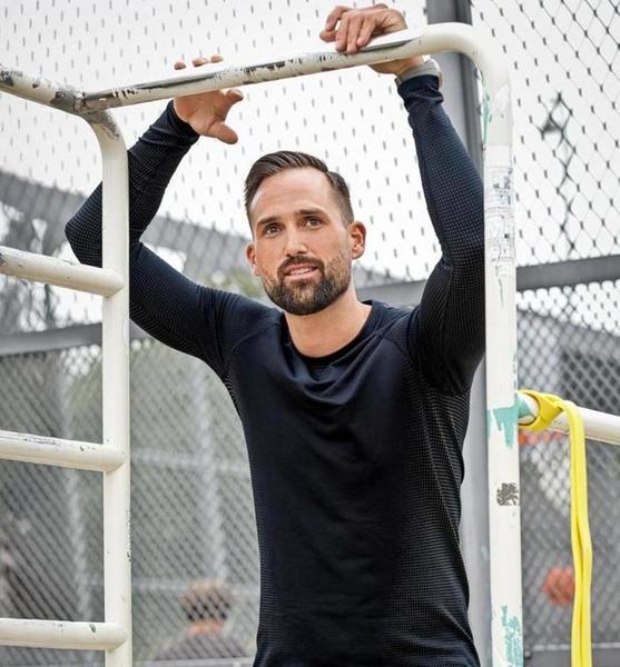 99860 nr.6 robin behrle  06   copy 